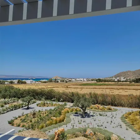 Villa The Nine Graces- Céline, Elegant House With Pool, Garden&rooftop