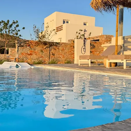 Villa The Nine Graces- Céline, Elegant House With Pool, Garden&rooftop *