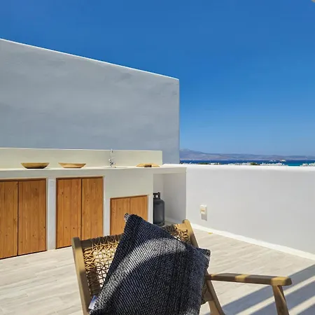 The Nine Graces- Céline, Elegant House With Pool, Garden&rooftop *